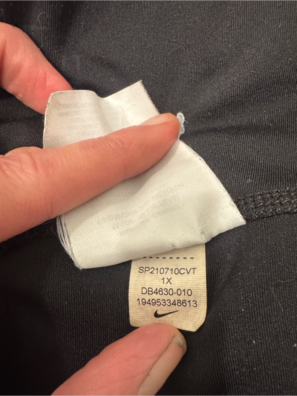 Women’s Nike DriFit Leggings - Picture 3 of 8